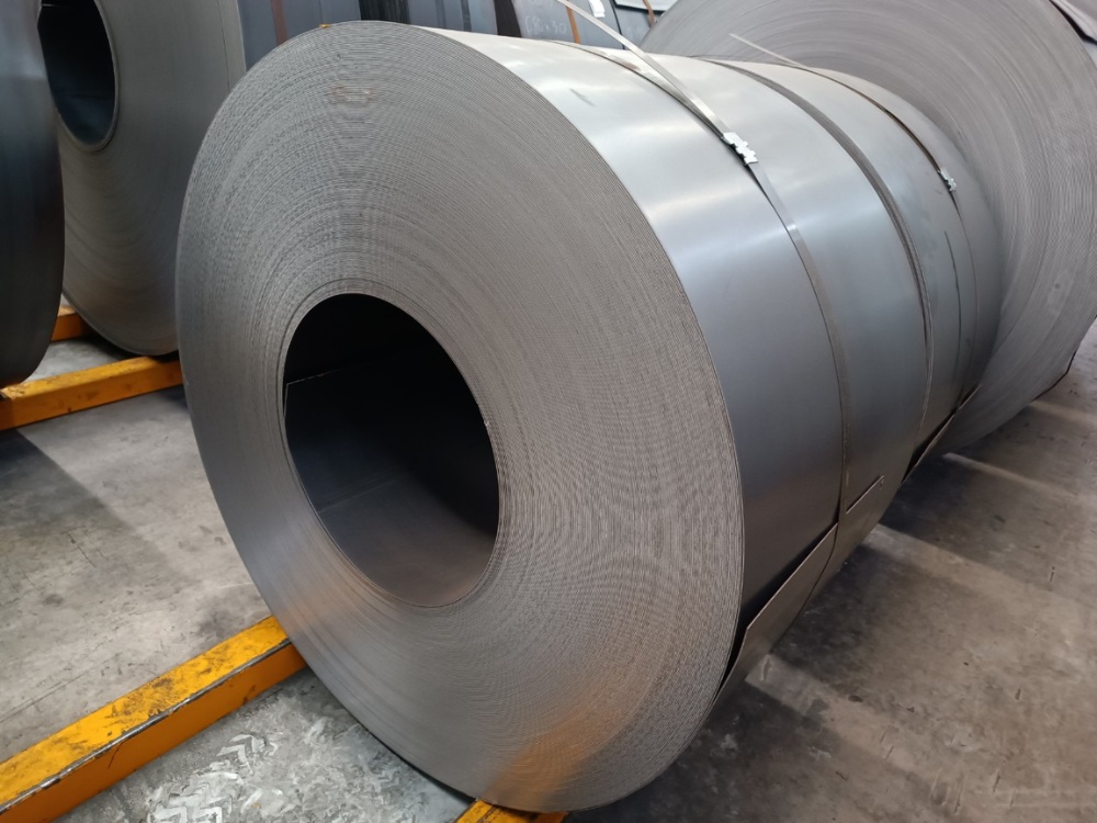 1. Tại sao cần bảo quản thép cuộn đúng cách?