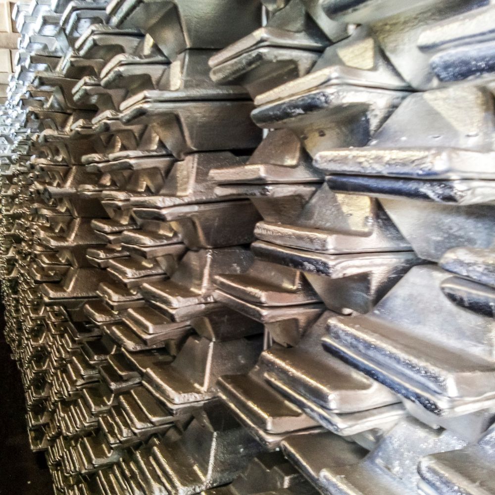 Lý Do Hàng Ngàn Doanh Nghiệp Tin Dùng Dịch Vụ Gia Công Thép Của Chúng Tôi